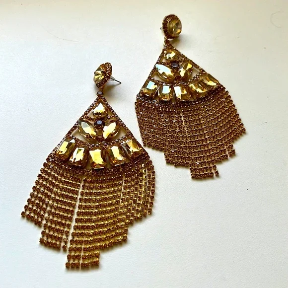 Huge gold sparkle rhinestone fancy large drop earrings - Picture 1 of 8